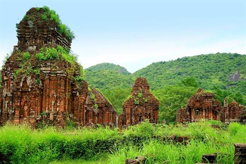 Tour Ngắm Hoàng Hôn Tại Thánh Địa Mỹ Sơn